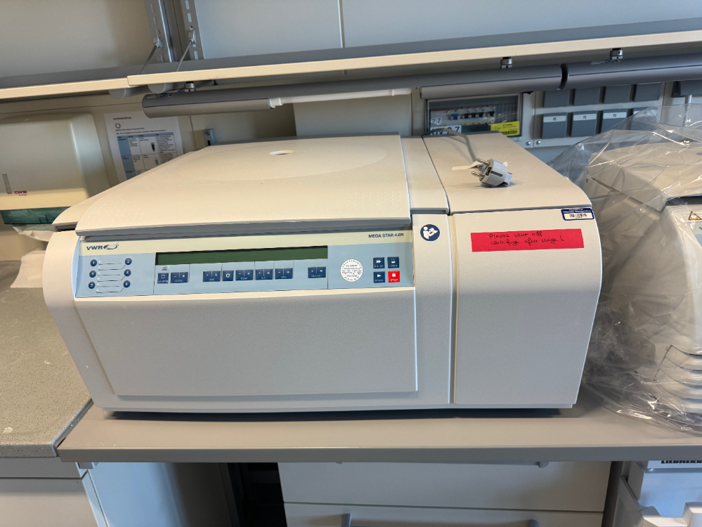 Image of VWR Mega Star 4.0R Refrigerated Centrifuge